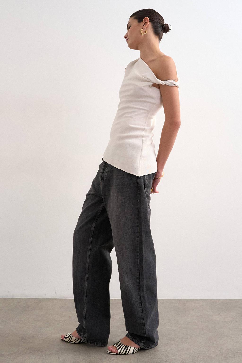 Ecru dames TOPSHOP asymmetrische top van modal met effen, korte mouwen en one shoulder
