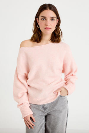 off shoulder trui lichtroze