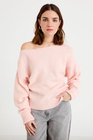 off shoulder trui lichtroze