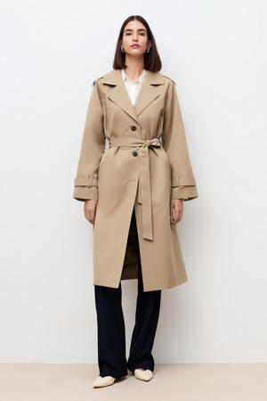 trenchcoat beige