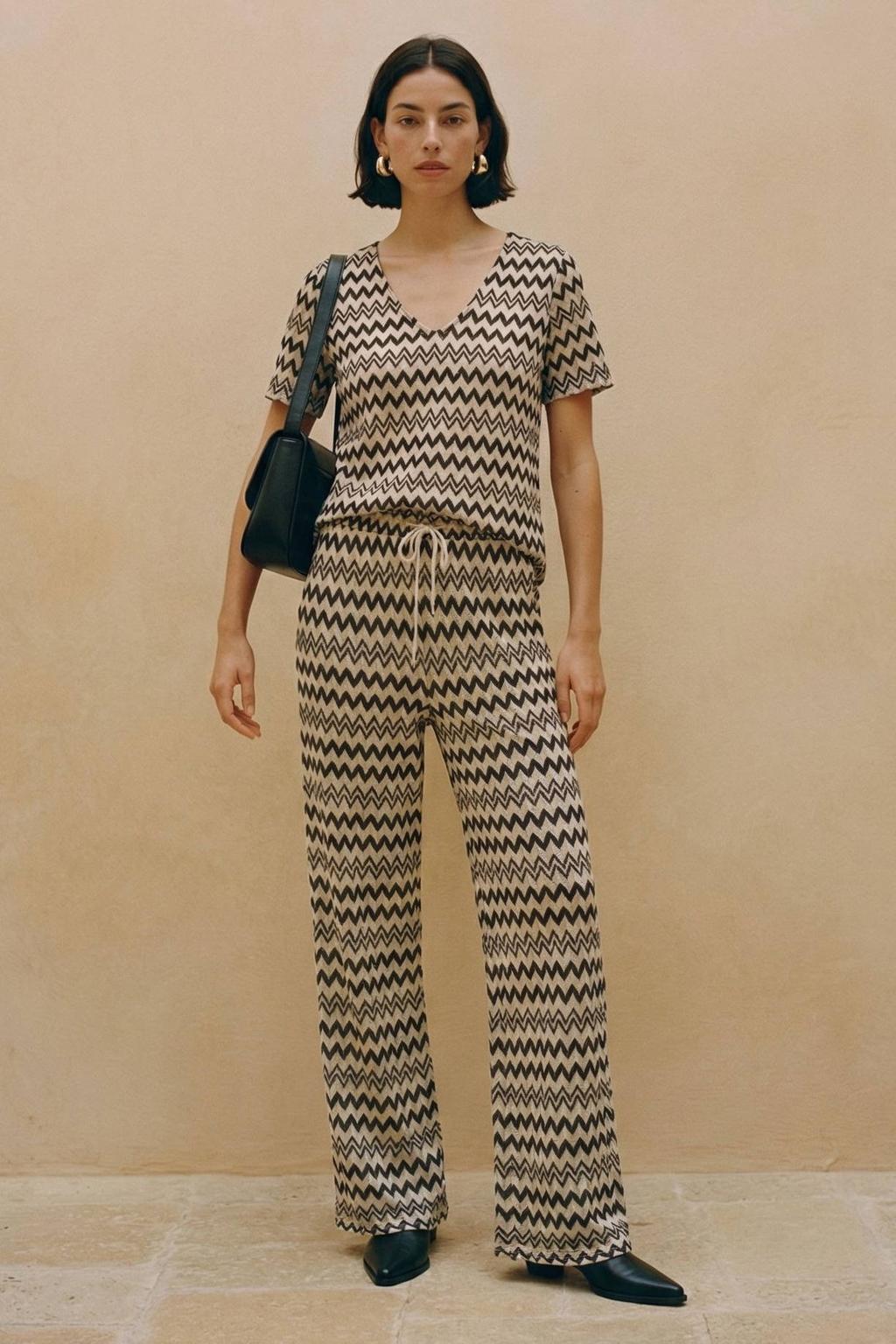 Zwart en witte dames VERO MODA wide leg high waist casual broek met elastische tailleband met koord