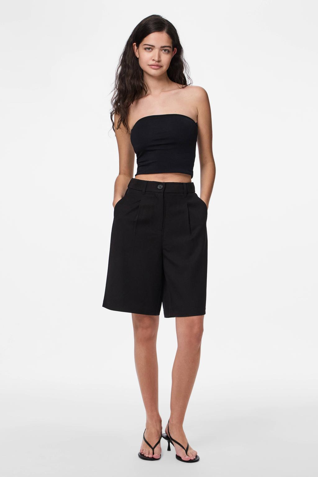 Zwarte dames PIECES high waist bermuda short van polyester met loose fit, rits- en knoopsluiting en effen