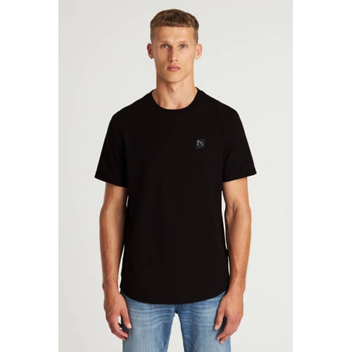 CHASIN' regular T-shirt zwart afbeelding