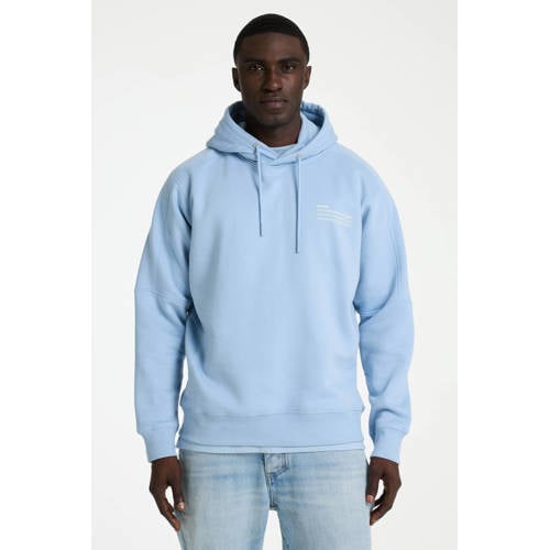 CHASIN' hoodie met backprint lichtblauw afbeelding