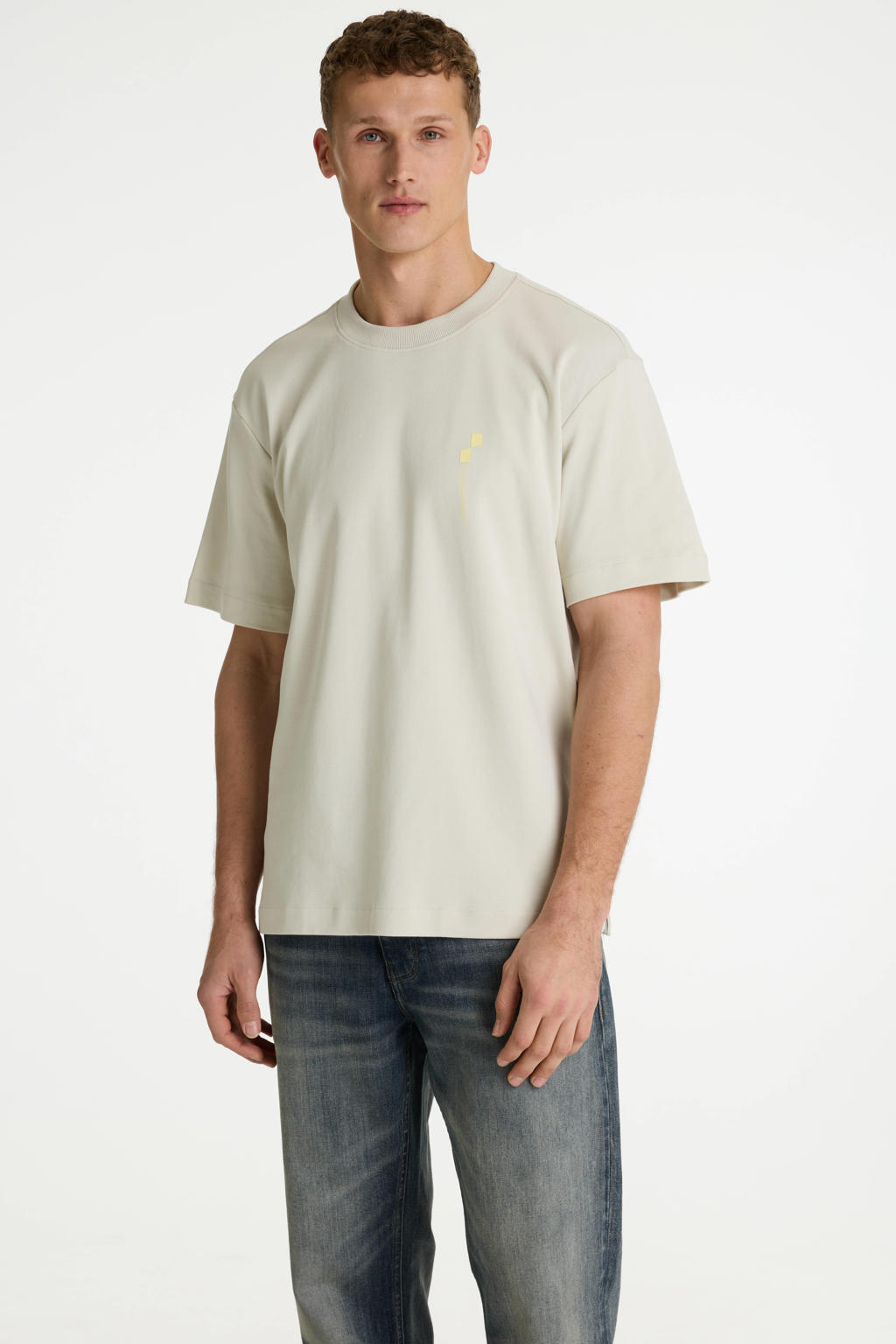 Ecru heren CHASIN' oversized T-shirt van katoen met backprint, korte mouwen en ronde hals
