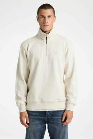 sweater ecru