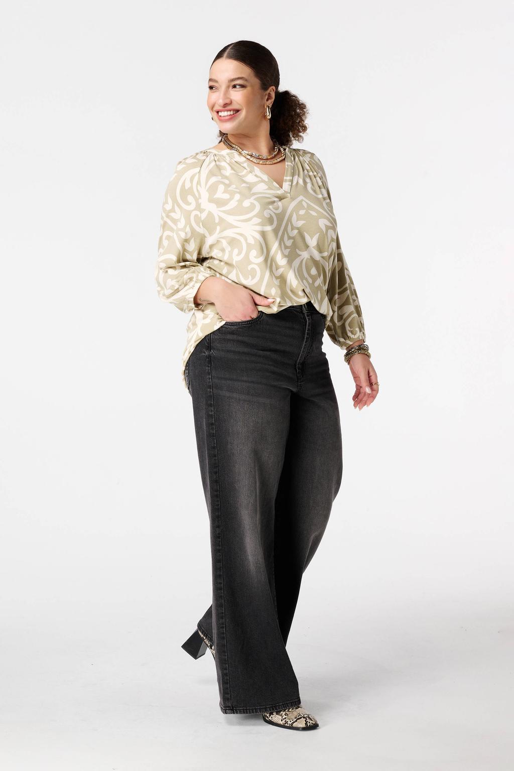 Beige en witte dames MS Mode top van viscose met lange mouwen en klassieke kraag