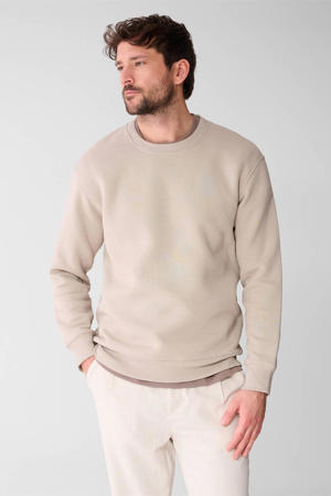 sweater boxy bruin