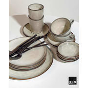 thumbnail: Salt & Pepper Serviesset Artisan Green 12-delig / 4 personen - 4 dinerborden, 4 ontbijtborden en 4 kommen