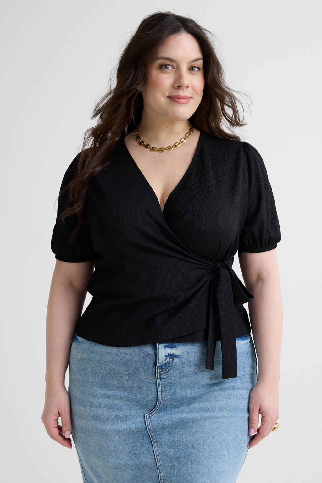 Zwarte dames GREAT LOOKS overslagtop van polyester met effen en korte mouwen