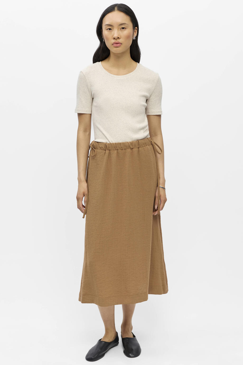 Camelkleurige dames OBJECT midi rok gemaakt van viscose en met elastische tailleband