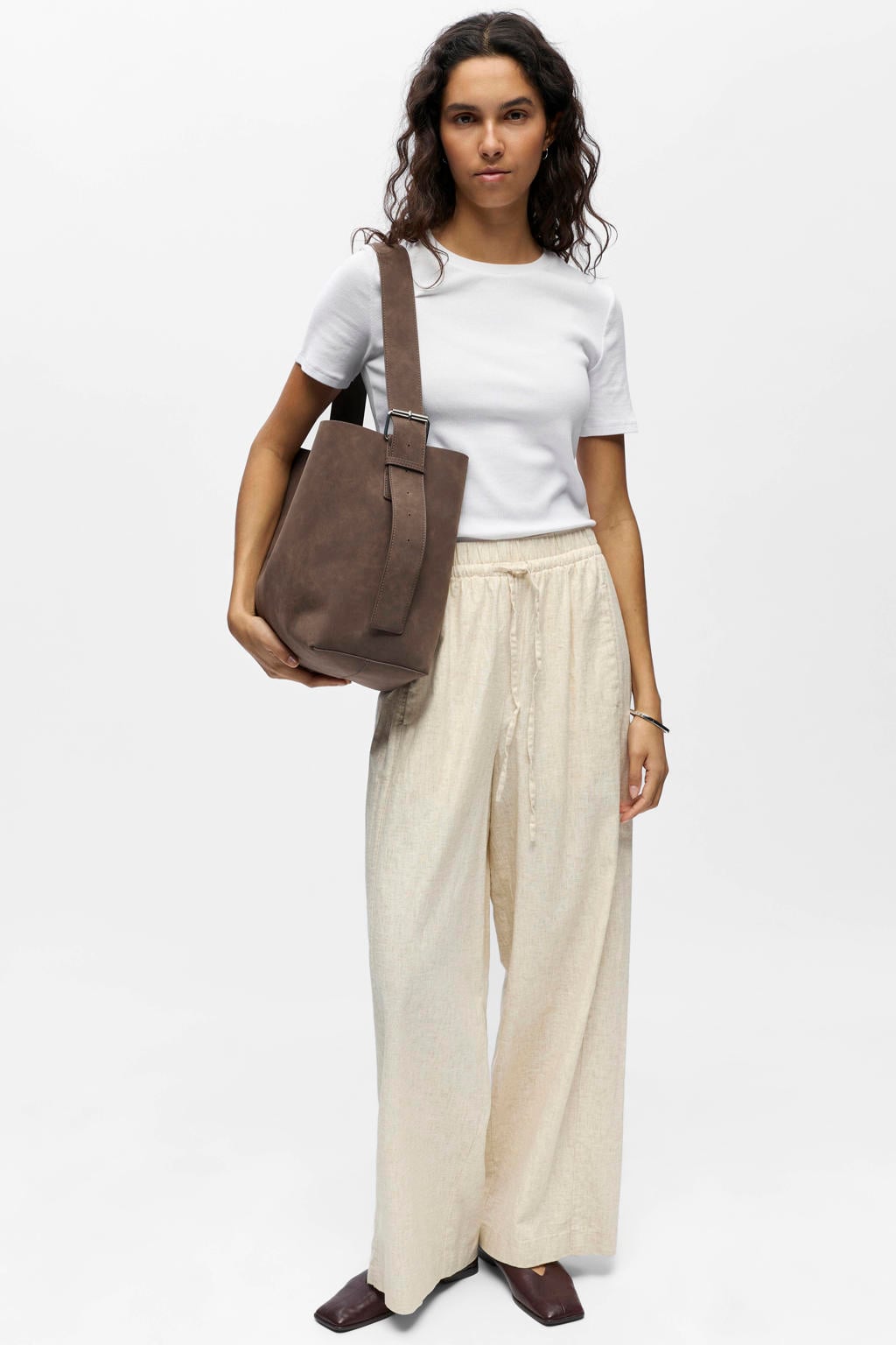 Zandkleurige dames OBJECT wide leg high waist casual broek van linnen met elastische tailleband met koord en effen