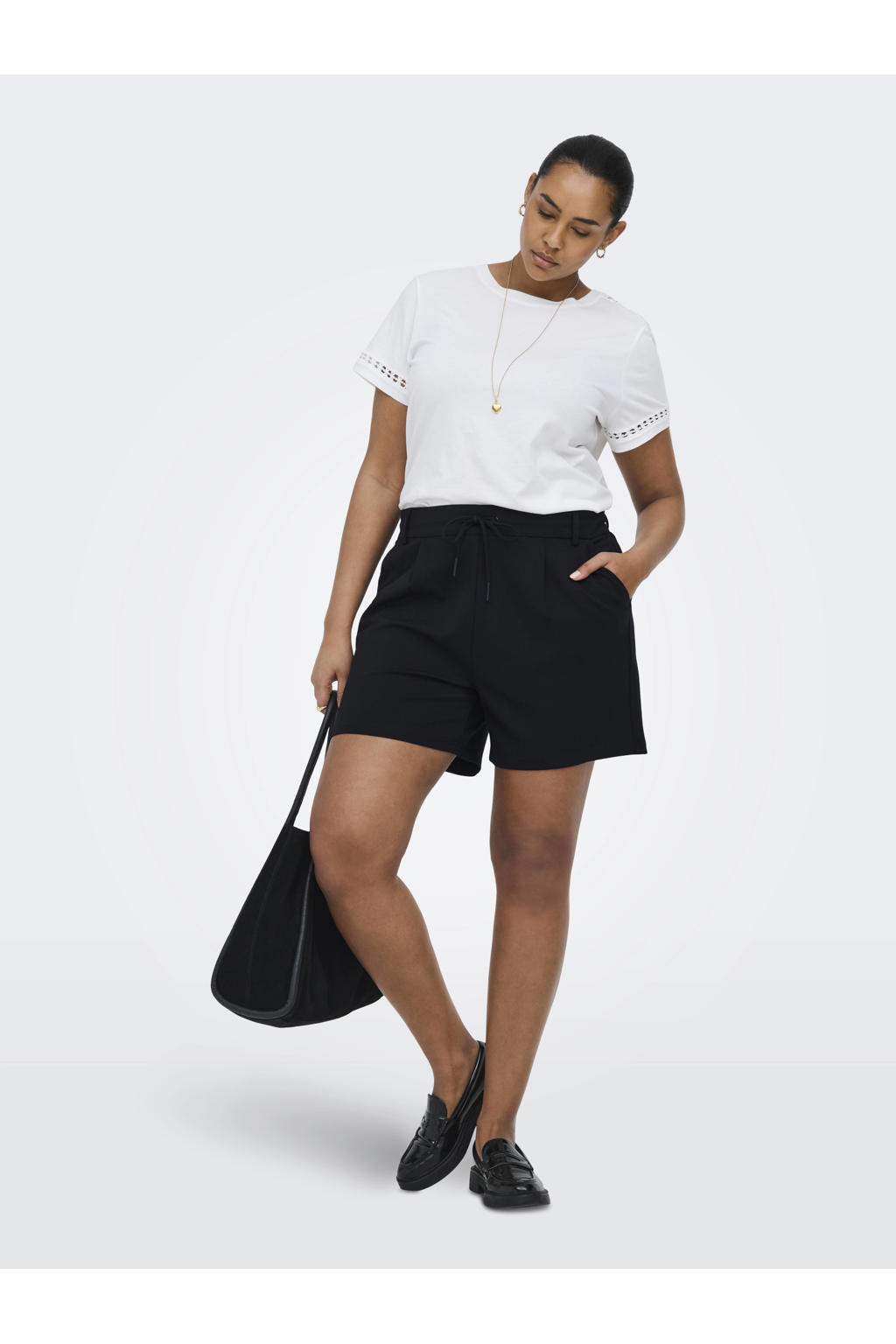 Zwarte dames ONLY CARMAKOMA baggy high waist sweatshort van viscose met elastische tailleband met koord en effen