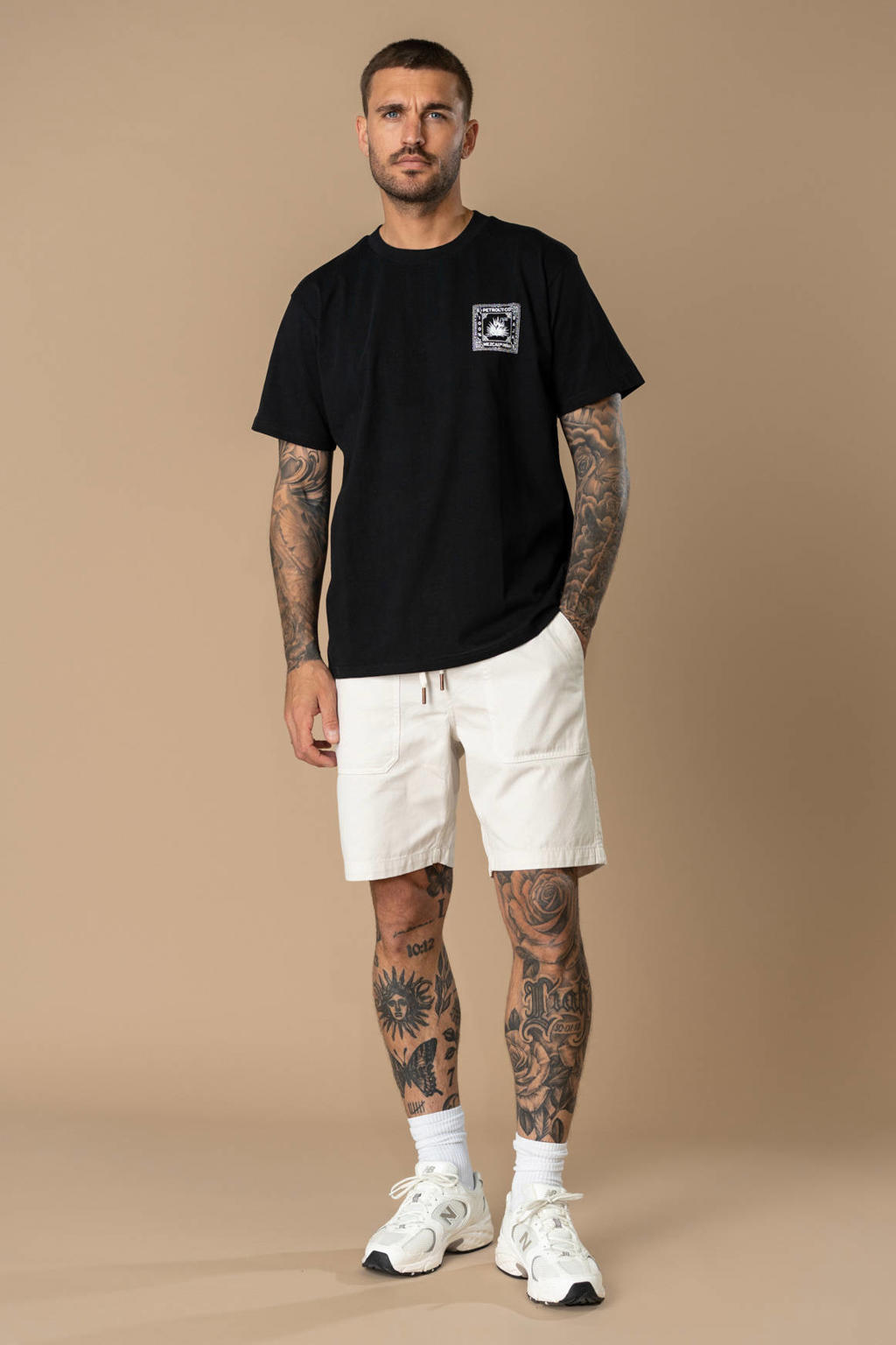 Zwarte heren Petrol Industries regular T-shirt van katoen met backprint, korte mouwen en ronde hals