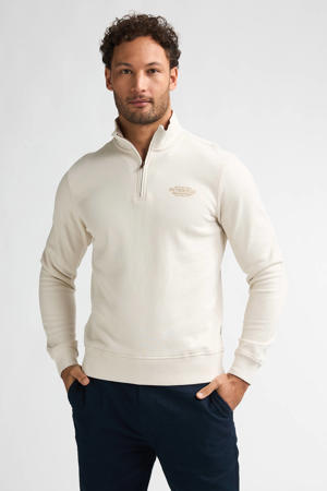 sweater ecru