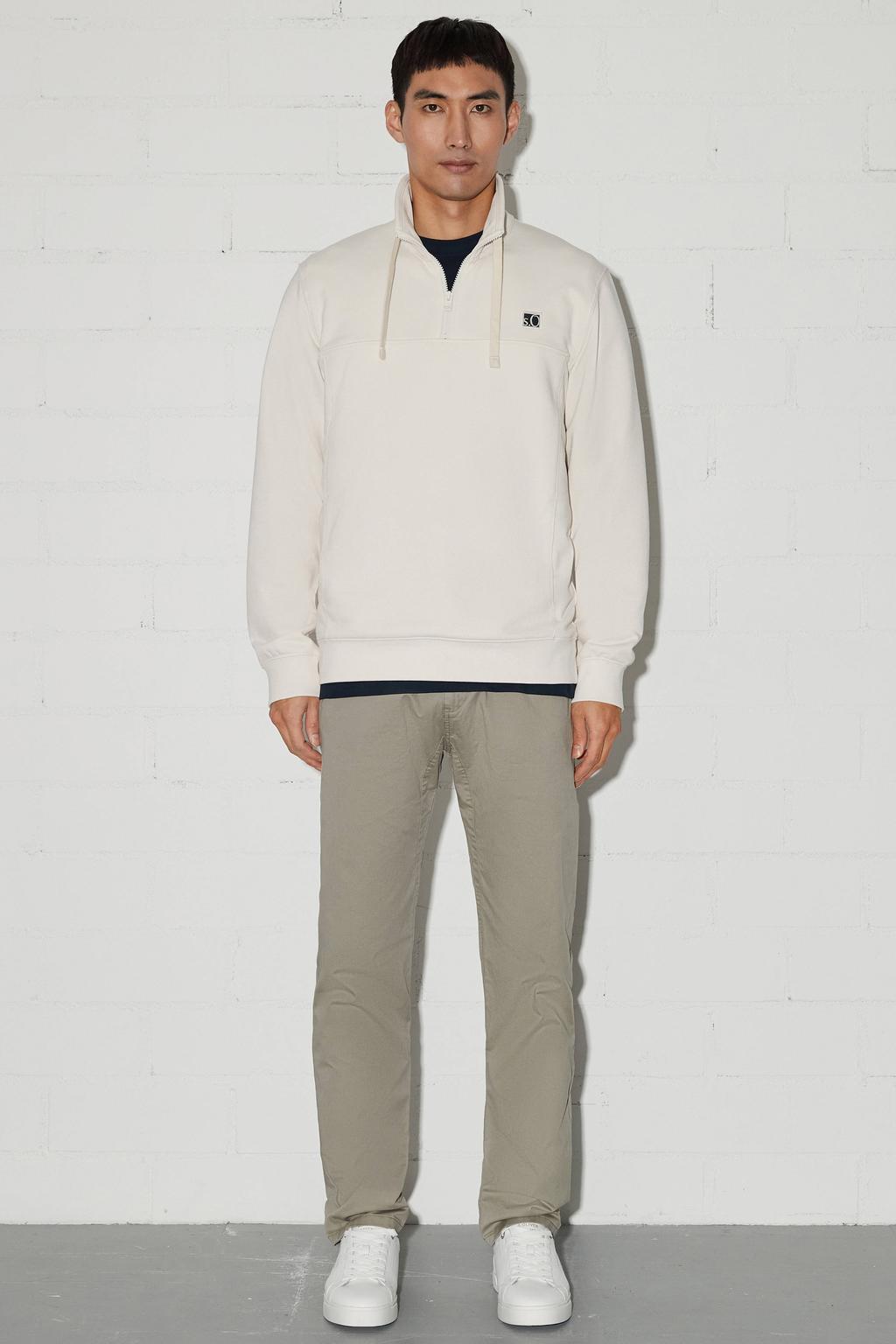 Witte heren s.Oliver Big Size sweater met effen, lange mouwen, opstaande kraag en halve rits