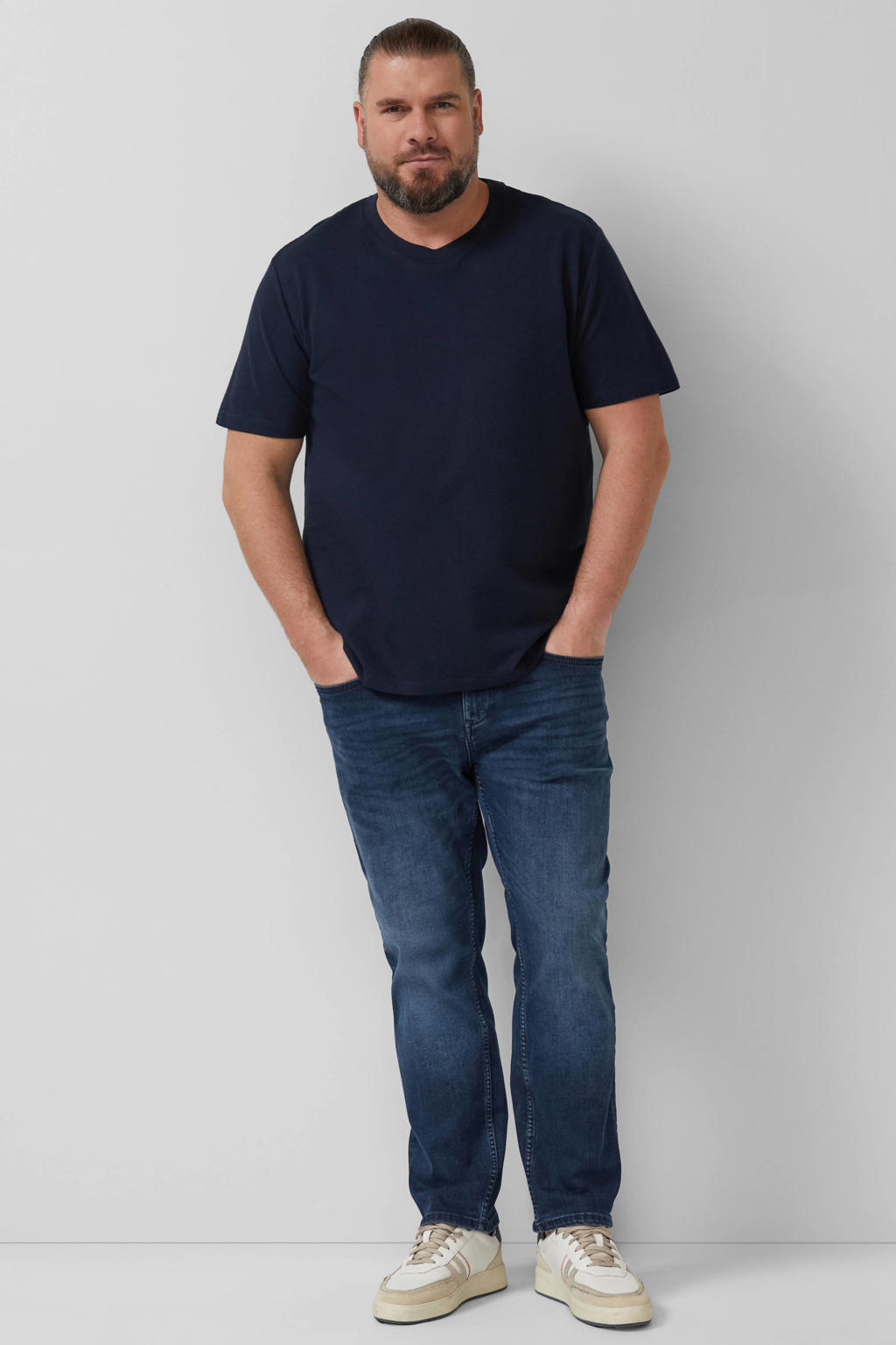 Donkerblauwe heren s.Oliver Big Size regular T-shirt van katoen met effen, korte mouwen en ronde hals