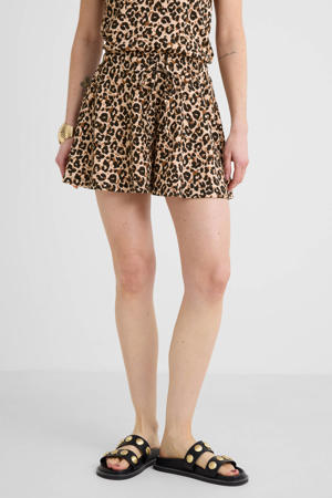 crinkle short panterprint