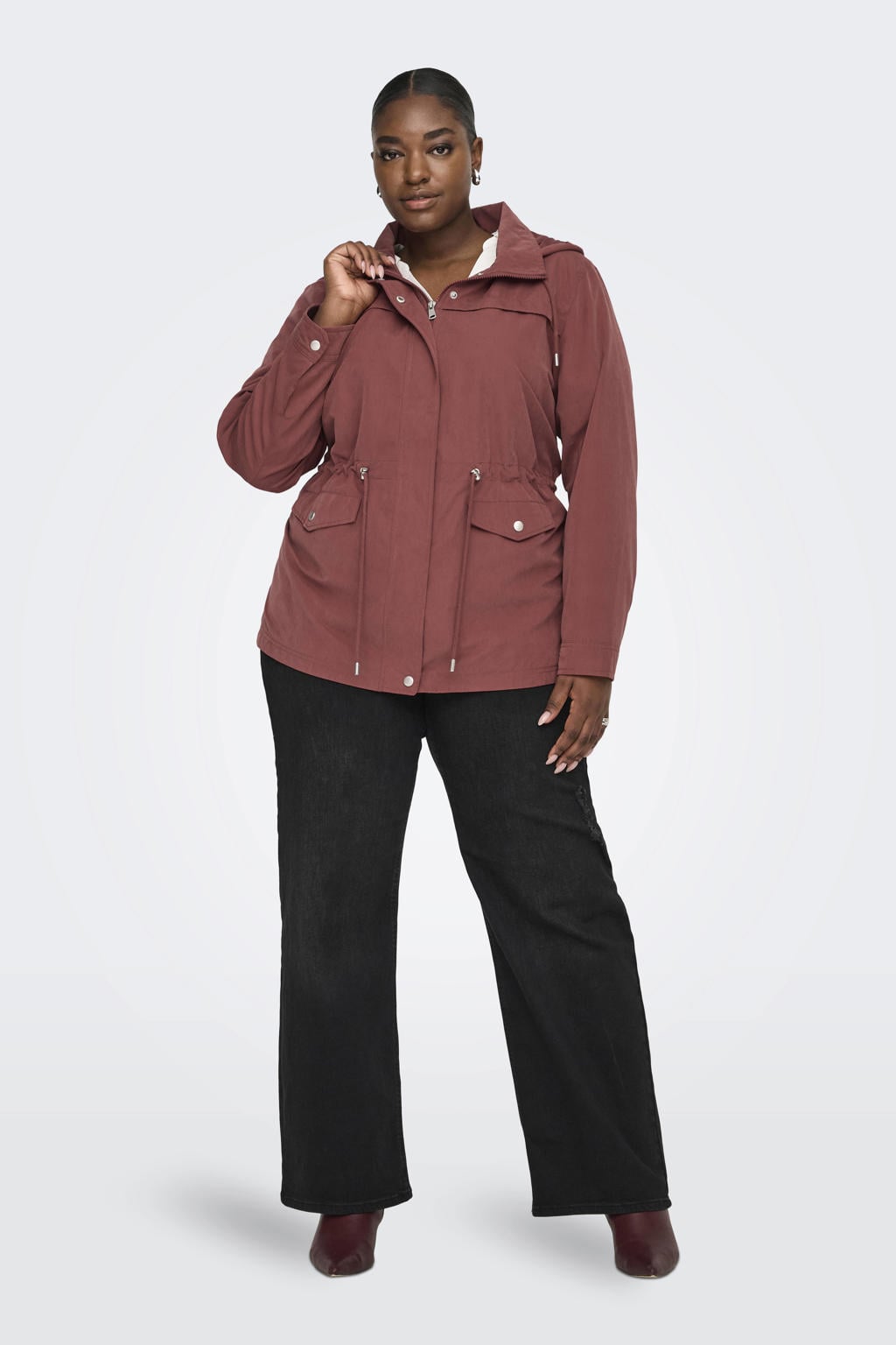 Bruine dames ONLY CARMAKOMA parka van polyester met effen, lange mouwen, capuchon, rits- en knoopsluiting en ceintuur