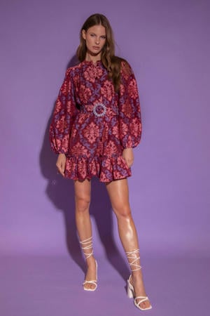 korte jurk met paisley print roze