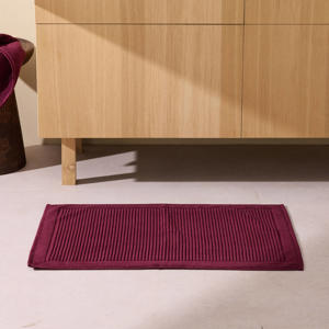 badmat aubergine (80x50 cm)