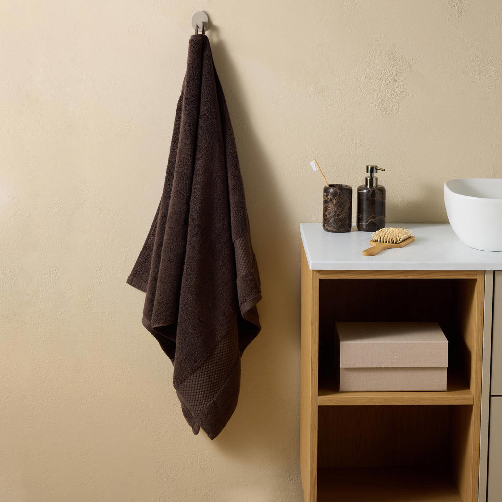 Studio LIVIT wellness douchelaken donkerbruin (140x70 cm)
