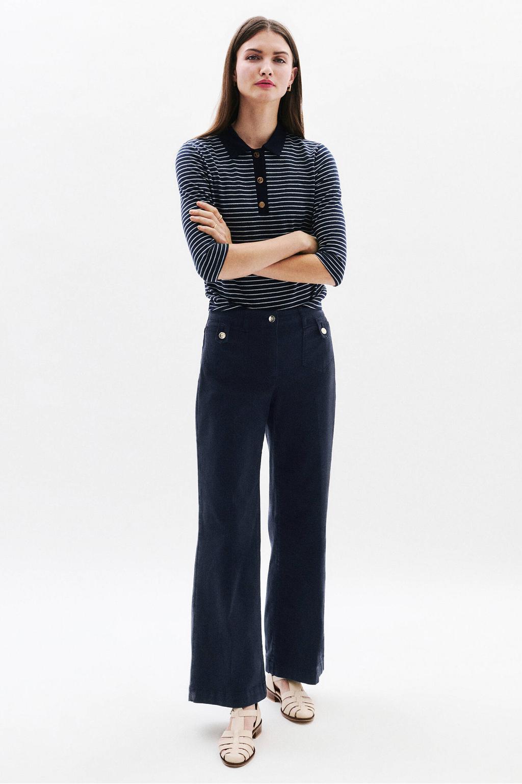 Marineblauw dames Caroll cropped broek blauw van katoen met bootcut, regular waist, rits- en knoopsluiting en effen