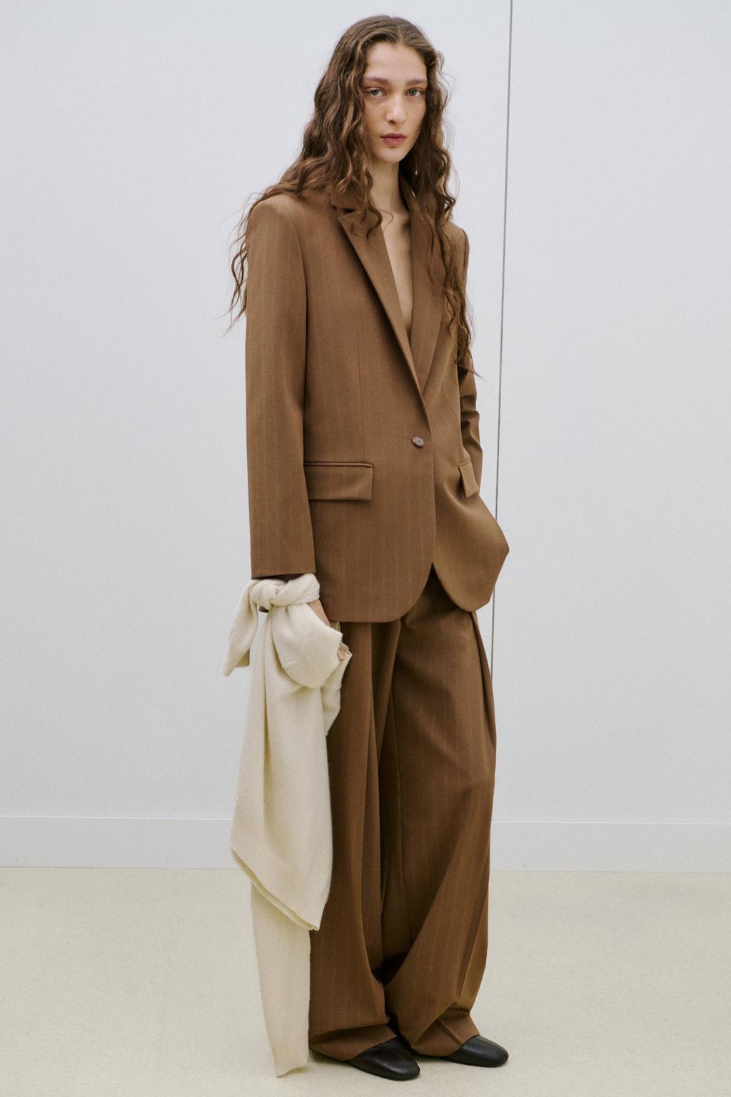 Bruine dames Mango regular blazer van polyester met krijtstreepprint, lange mouwen, reverskraag, knoopsluiting en glitters