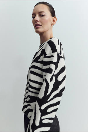 gebreide trui met zebraprint zwart