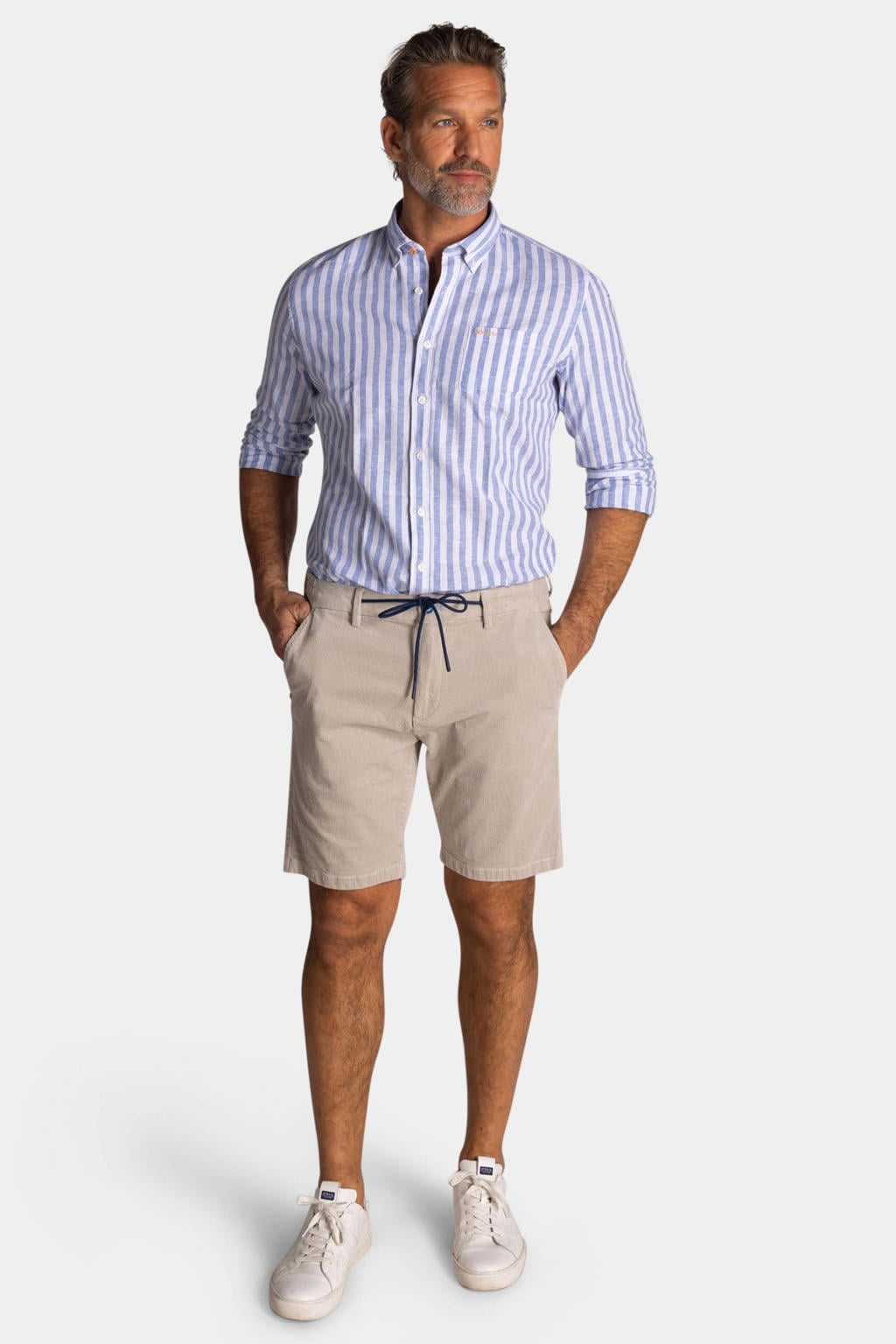 Lichtblauwe heren New Zealand Auckland regular gestreepte casual overhemd van linnen met lange mouwen, button down sluiting en knoopsluiting