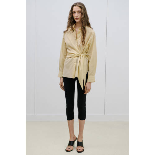 Mango blouse met krijtstreep geel afbeelding