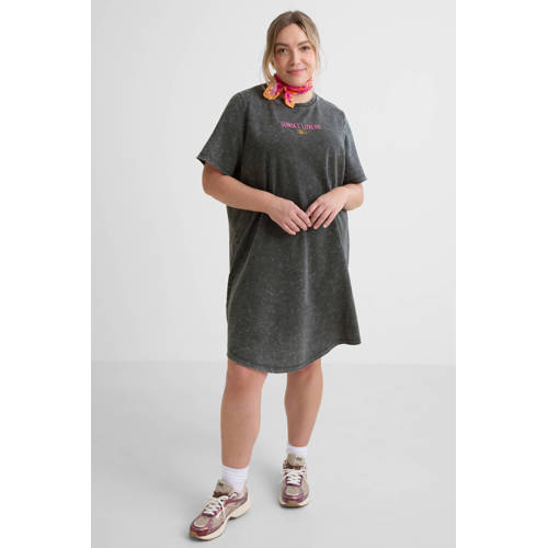 ONLY CARMAKOMA mini jurk grijs afbeelding