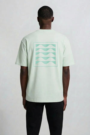 relaxed T-shirt met backprint lichtgroen