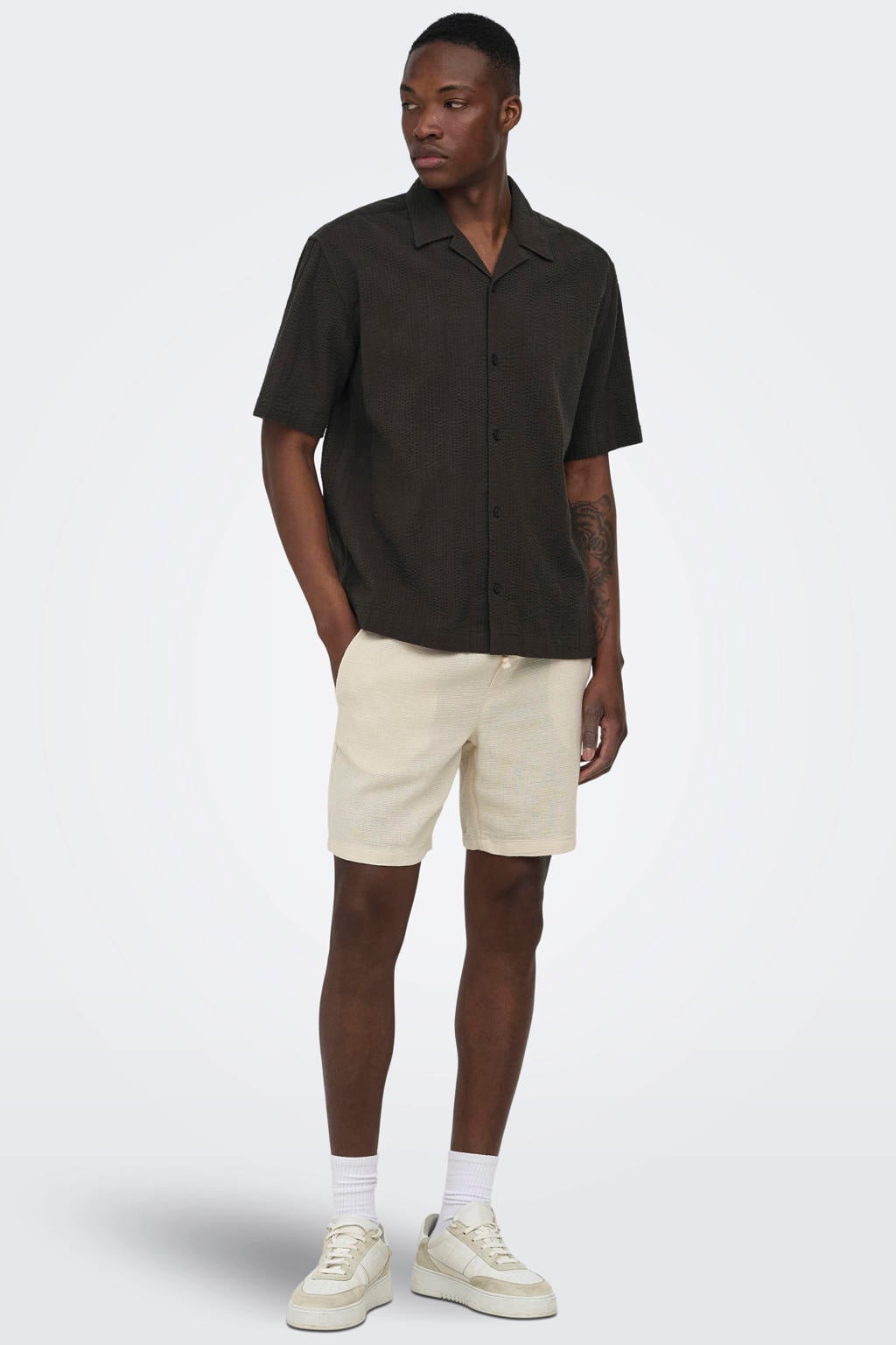 ONLY & SONS ONSTREV regular casual short beige met textuur