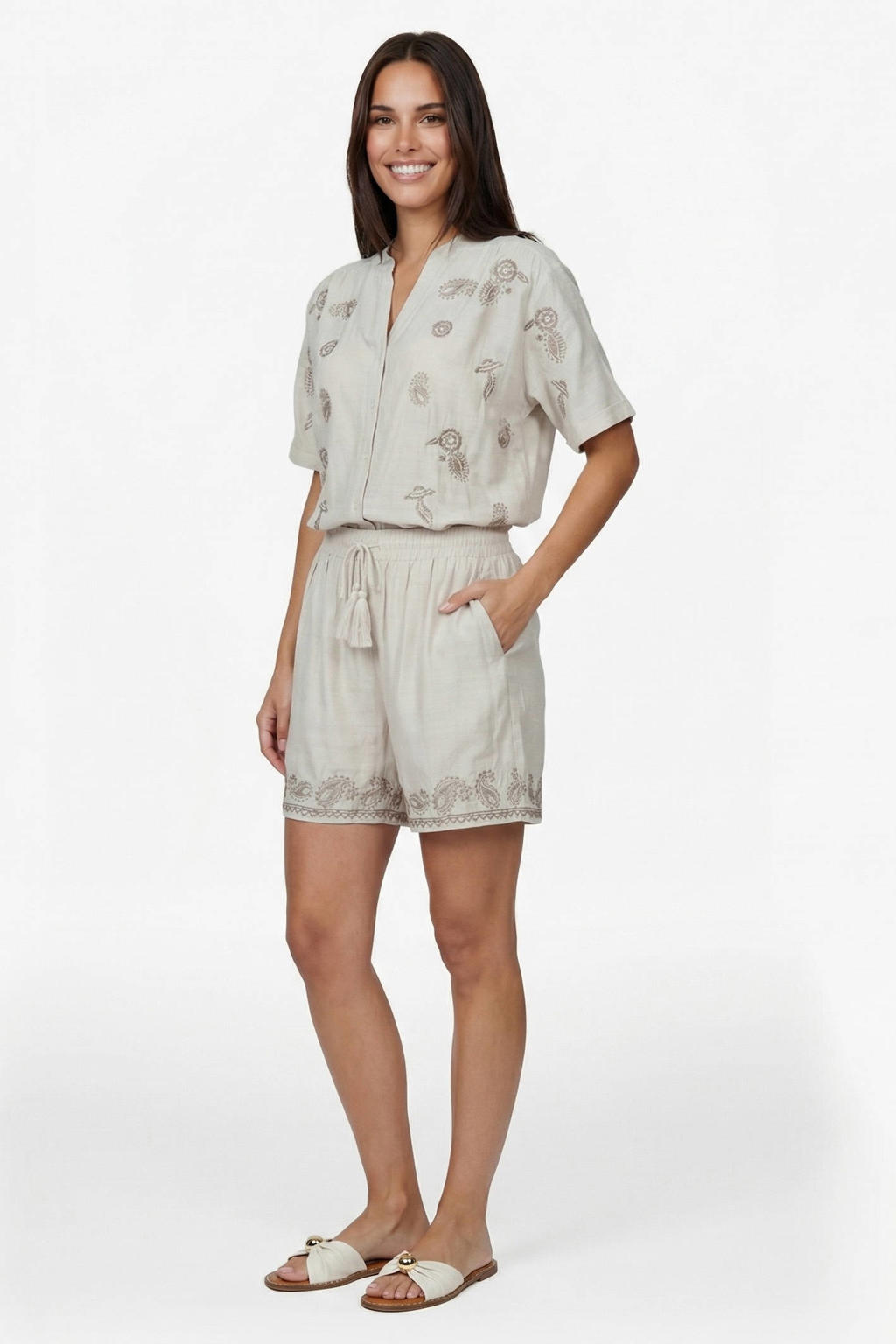Zandkleurige dames G-maxx blouse print van rayon met paisley print, korte mouwen, klassieke kraag en knoopsluiting