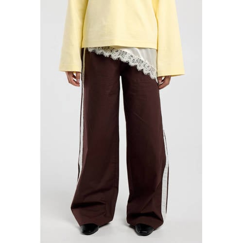 America Today straight regular waist casual broek donkerbruin afbeelding