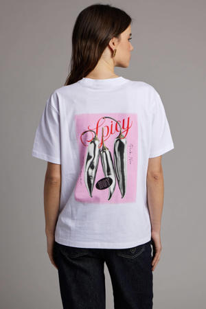 T-shirt wit