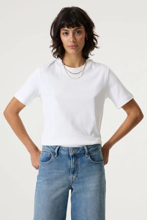 T-shirt wit