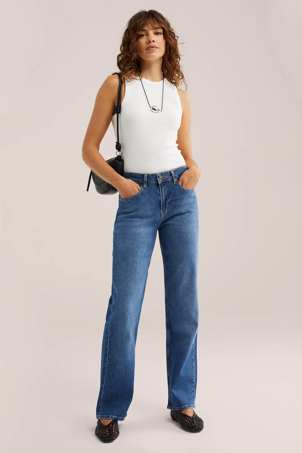 Medium blue denim dames WE Fashion Blue Ridge straight leg jeans van denim met rits- en knoopsluiting en effen