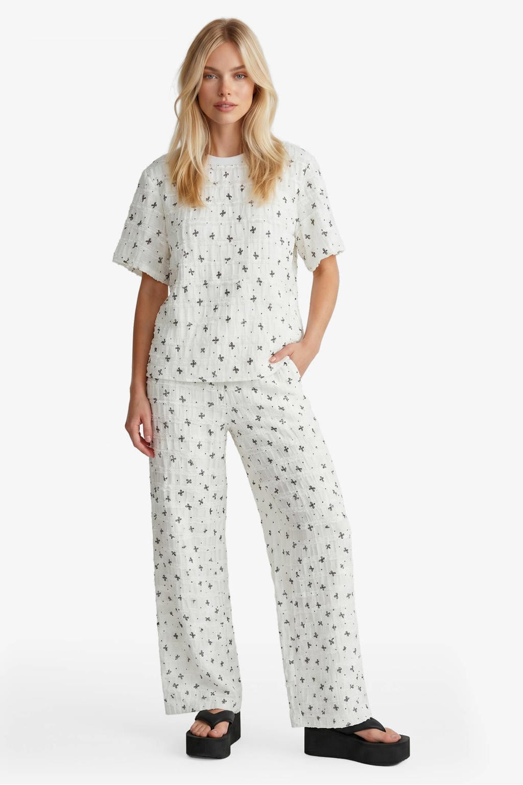Wit en zwarte dames FLURESK top van polyester met korte mouwen en ronde hals