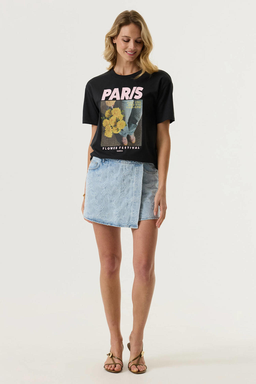 Light blue denim dames Garcia skort gemaakt van denim en met rits- en knoopsluiting