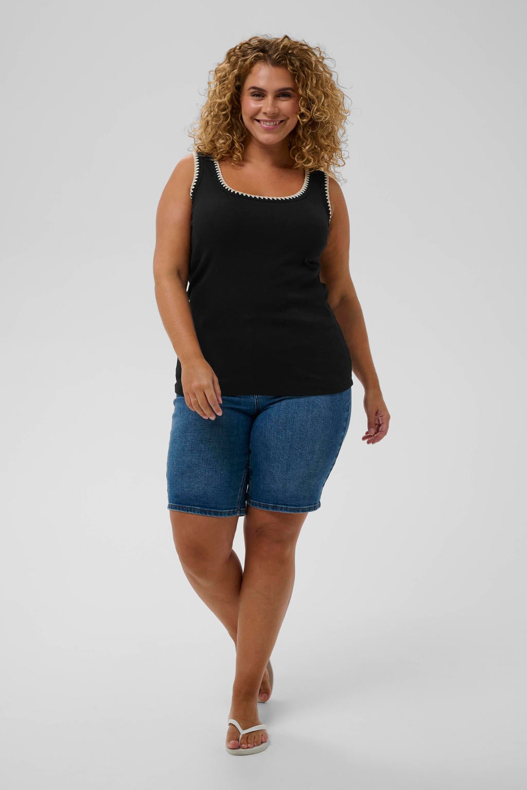 Zwart en ecru dames Kaffe Curve singlet van katoen met effen en ronde hals