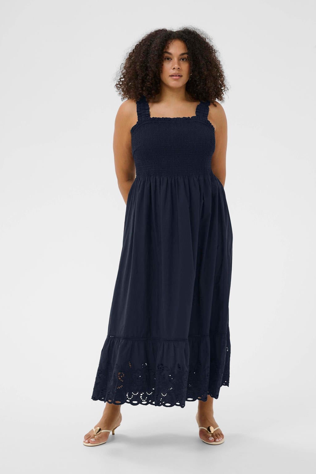 Donkerblauwe dames Kaffe Curve maxi jurk broderie van katoen met effen en vierkante hals