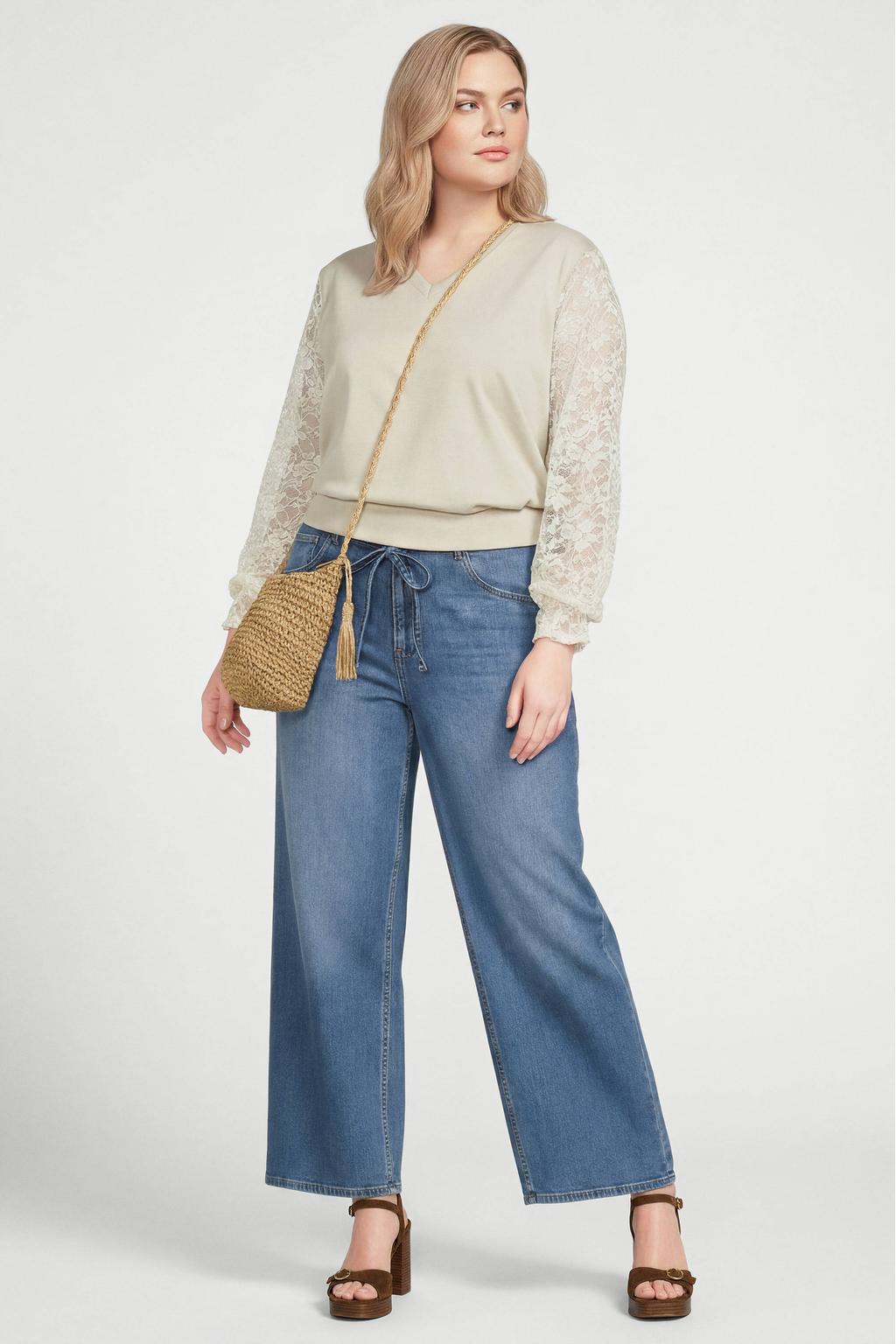 Beige dames ONLY CARMAKOMA sweater met effen, lange mouwen, V-hals en kant