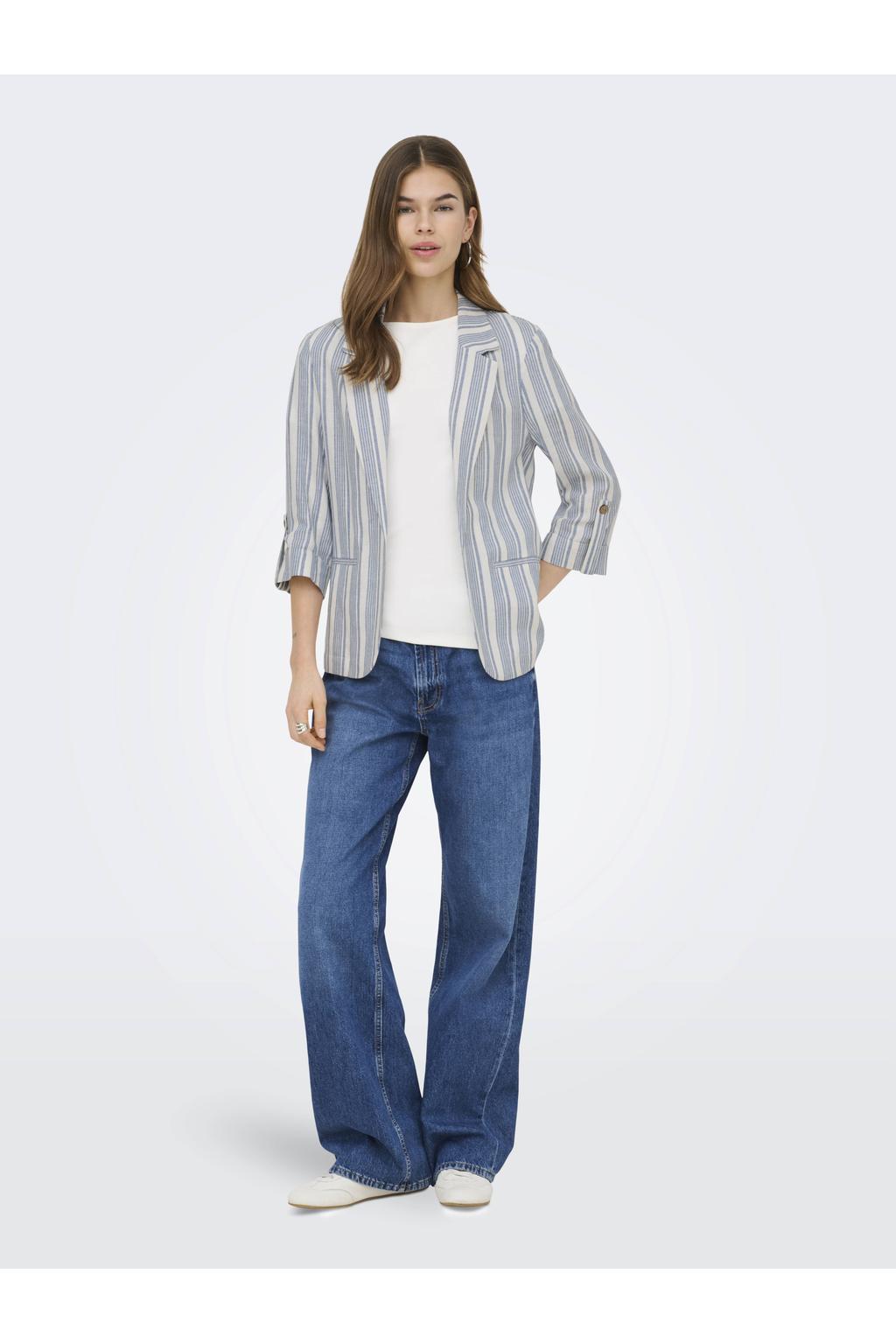 Blauw en ecru dames ONLY gestreepte regular blazer van modal met driekwart mouwen, reverskraag, knoopsluiting en geweven detail