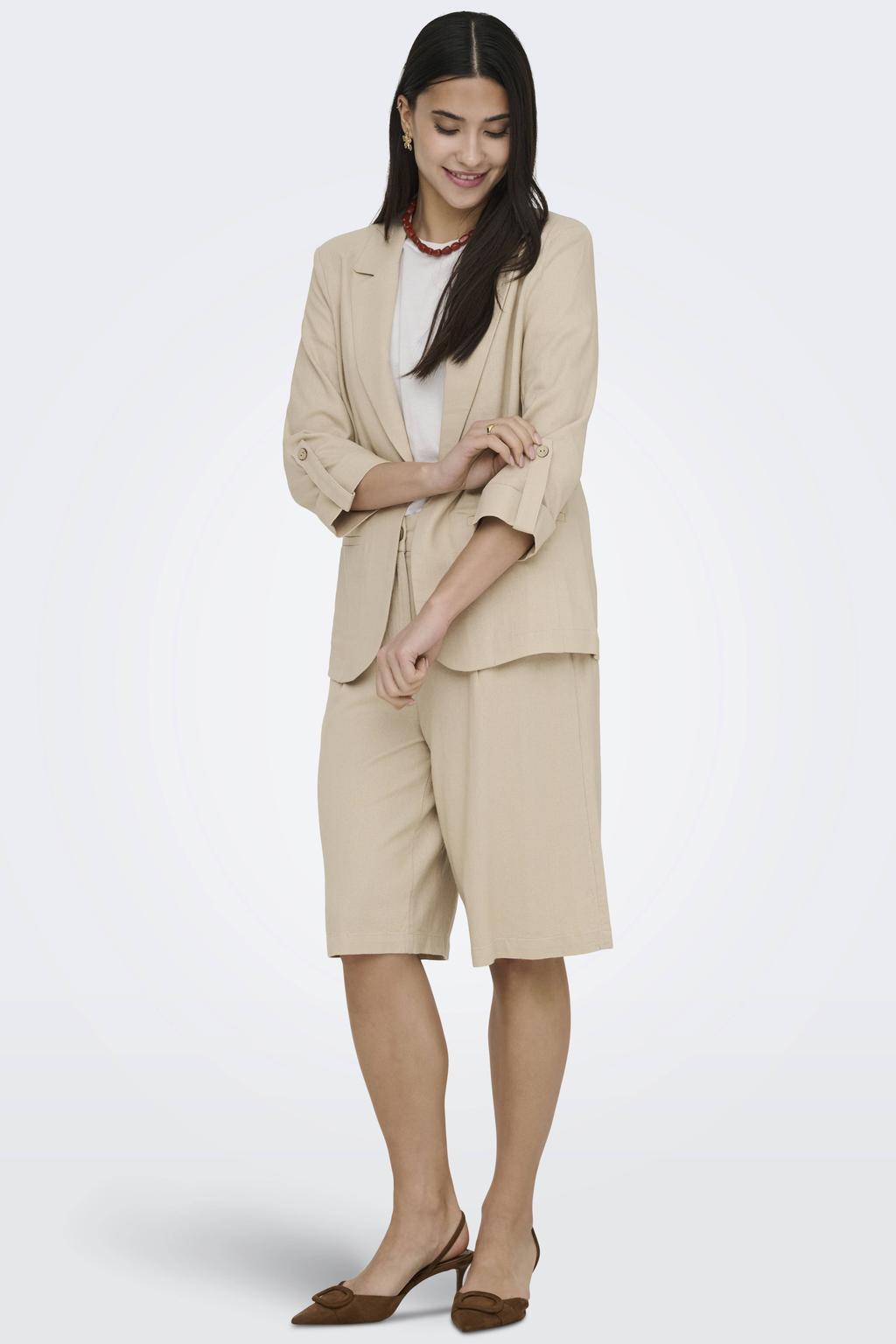 Zandkleurige dames ONLY gestreepte regular blazer van modal met driekwart mouwen, reverskraag, knoopsluiting en geweven detail