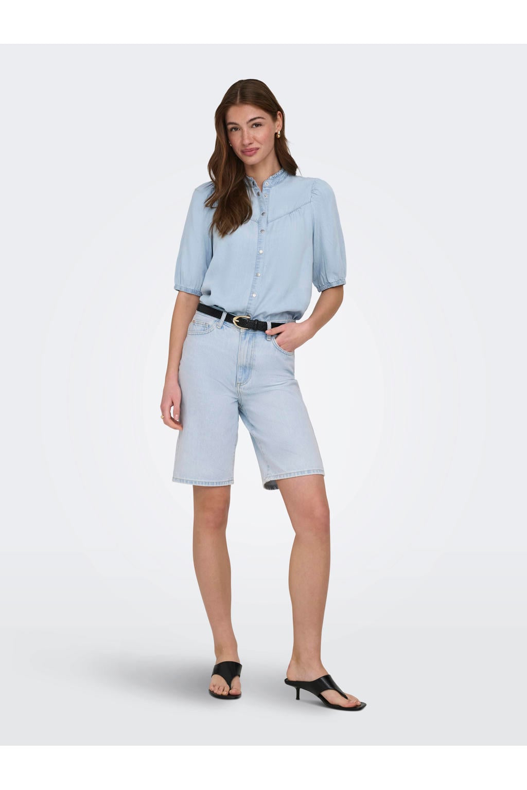 Light blue denim dames ONLY blouse van lyocell met effen, korte mouwen, klassieke kraag, knoopsluiting en geweven detail