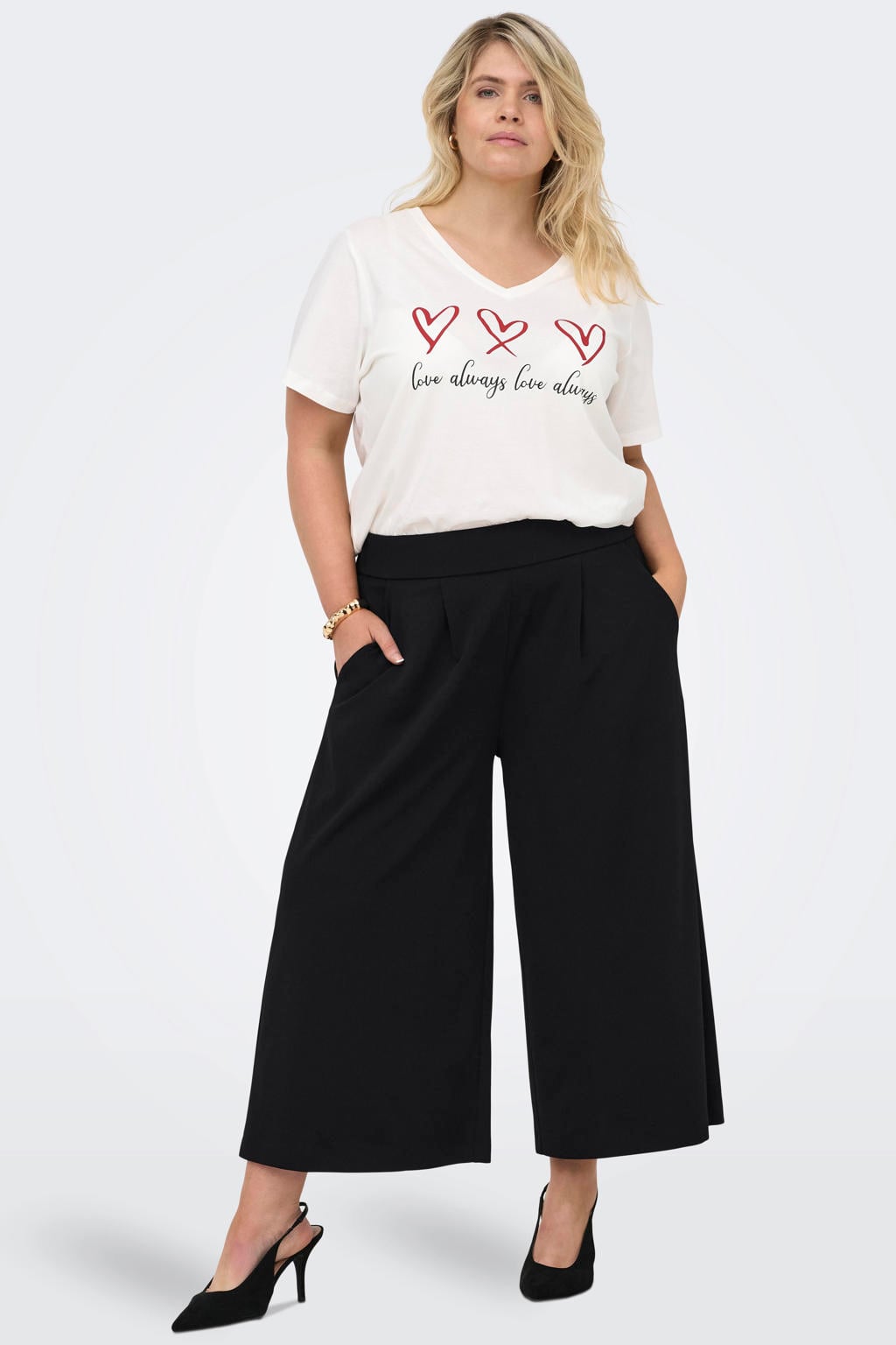 Zwarte dames ONLY CARMAKOMA wide leg regular waist casual broek met elastische inzet en effen