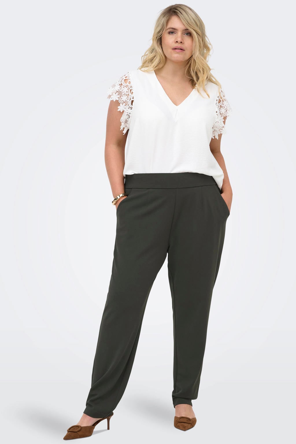 Donkergroene dames ONLY CARMAKOMA regular waist casual broek van polyester met elastische tailleband en effen