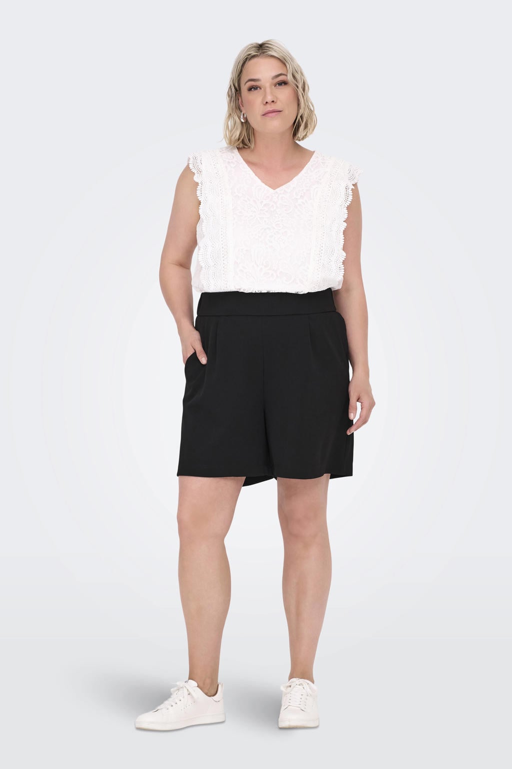 Zwarte dames ONLY CARMAKOMA regular high waist casual short van polyester met elastische inzet en effen